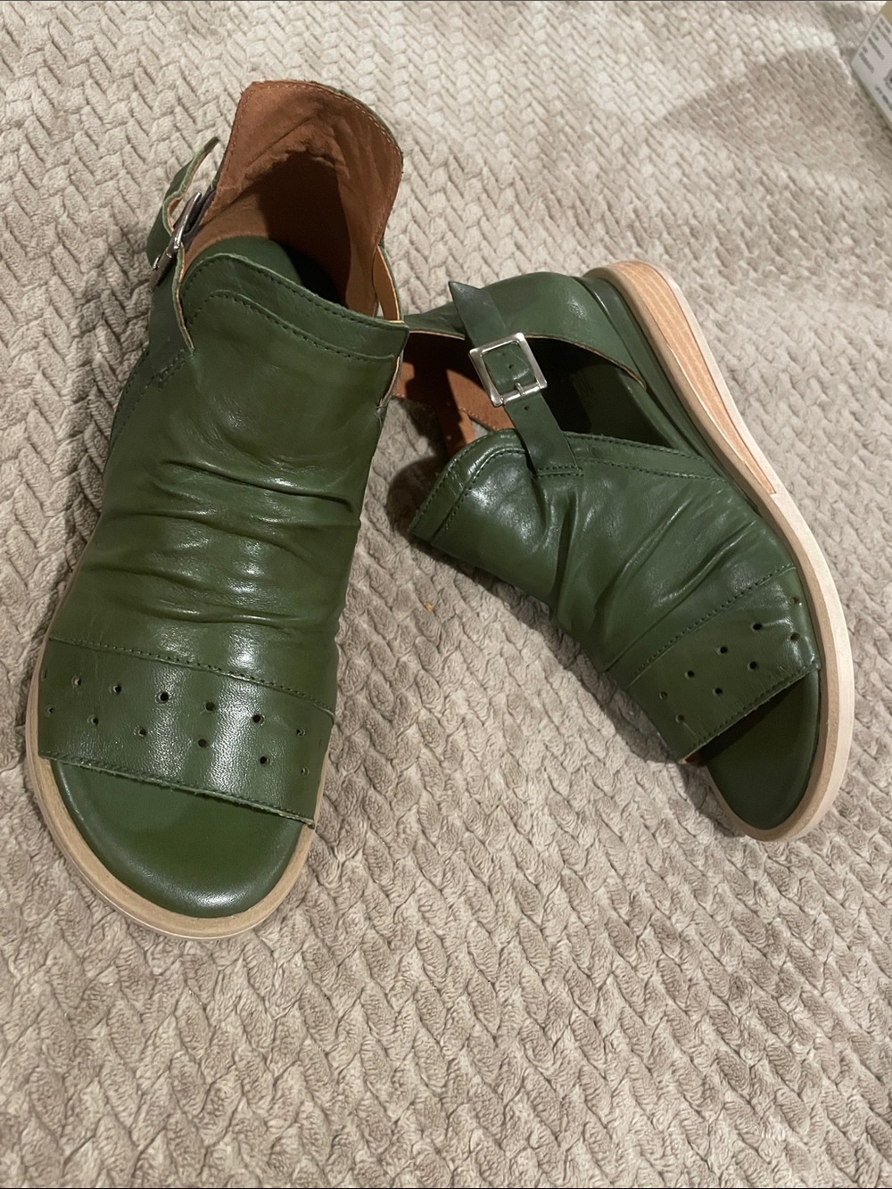 Mix Mooz Cara Olive Leather Sandals
